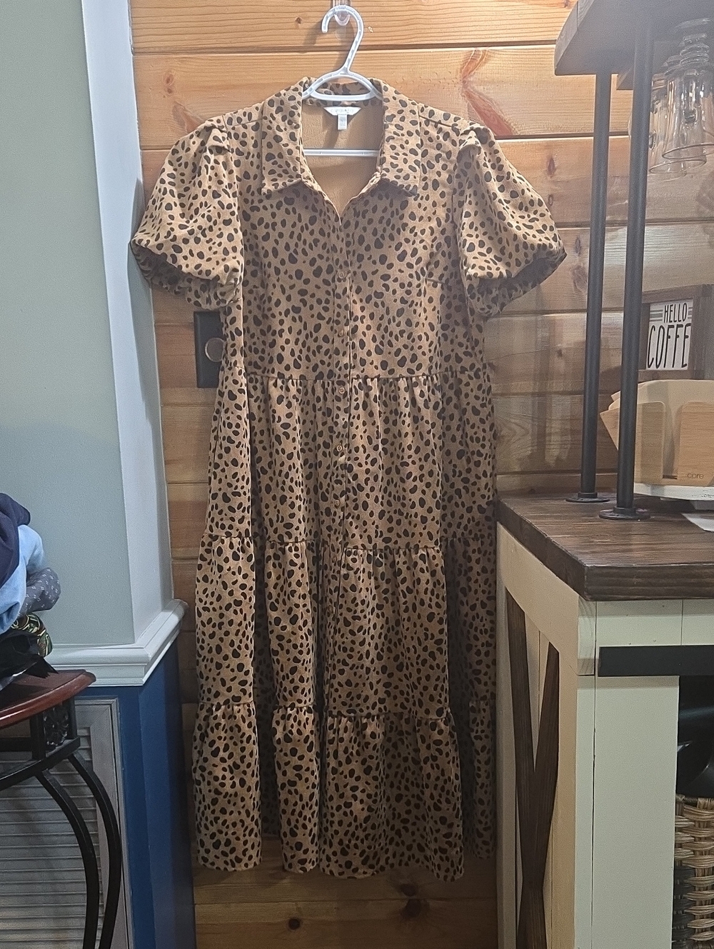 crown & ivy Leopard Print Maxi Dress in Puff Sleeves, Velvet Size Large #boho